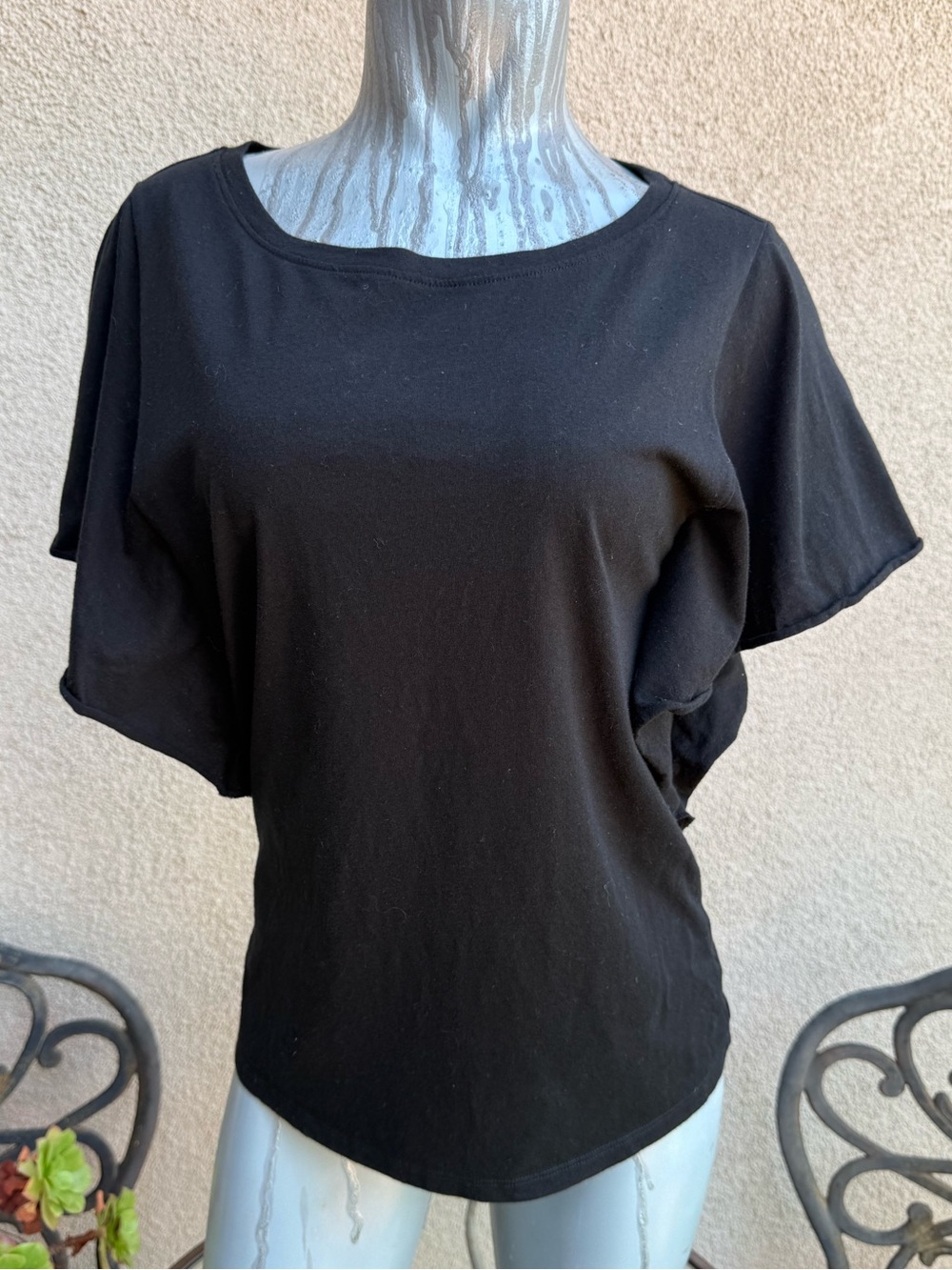 GAP Black Short Sleeve Scoop Neck Tee
